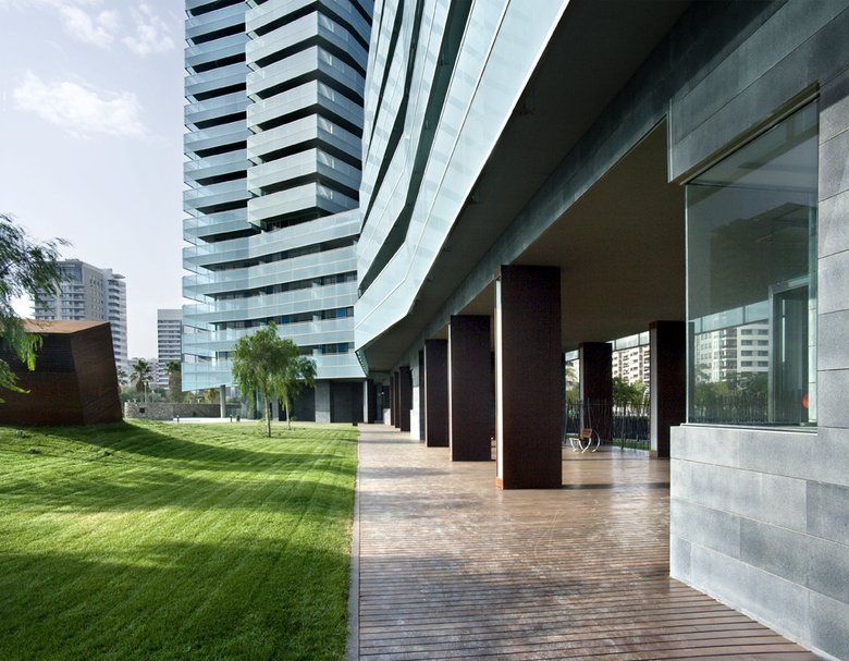 Flat in Barcelona, Spain, 170 m² - picture 5