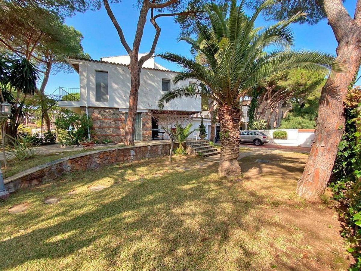 House in Costa del Garraf, Spain, 248 m² - picture 5