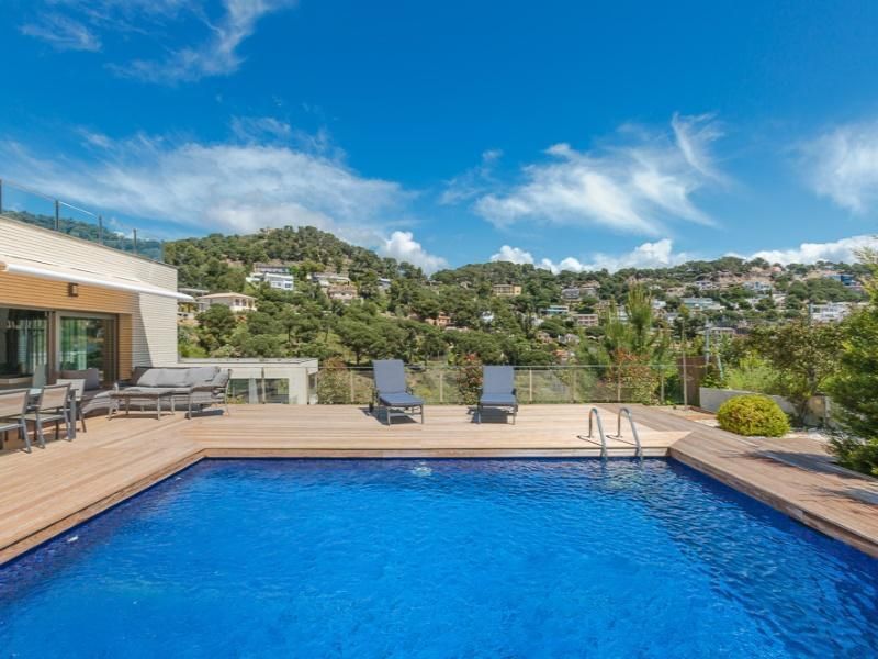 Casa en la Costa Brava, España, 412 m² - imagen 5