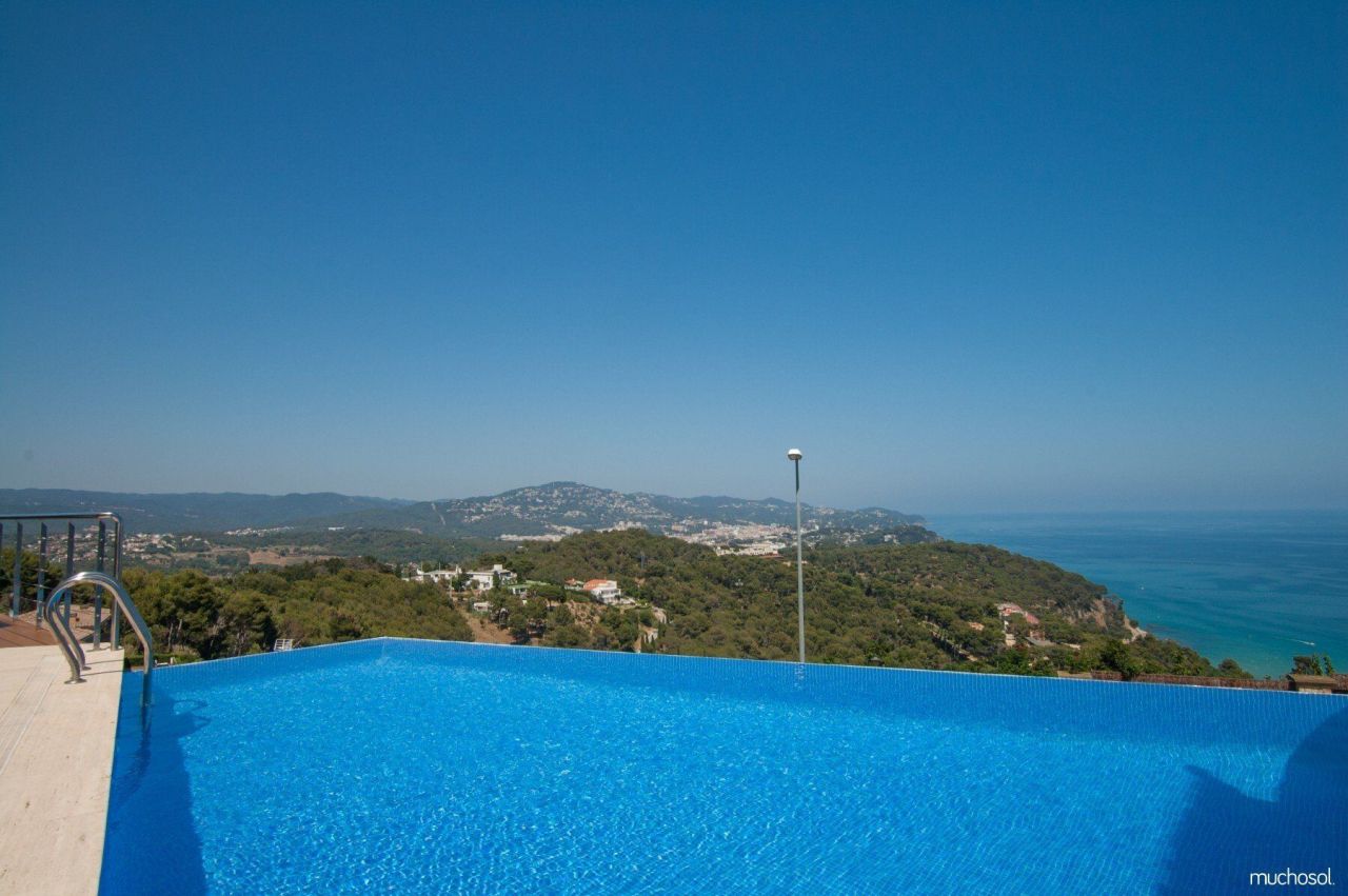 Casa en la Costa Brava, España, 196 m² - imagen 5