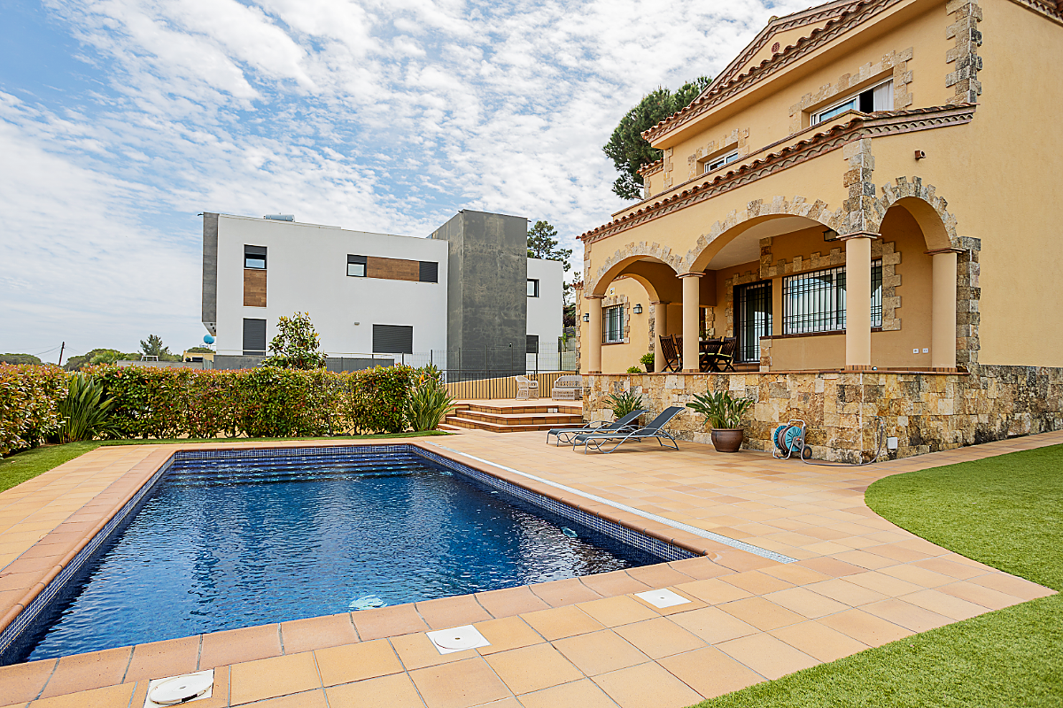 Haus in Costa Brava, Spanien, 332 m² - Foto 5