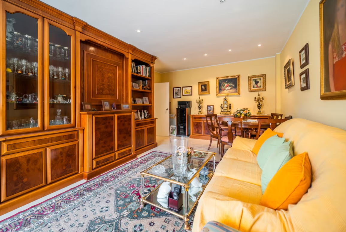 Flat in Madrid, Spain, 130 m² - picture 6