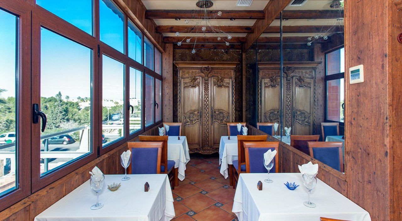 Proprietà commerciale sulla Costa Blanca, Spagna, 240 m² - foto 6