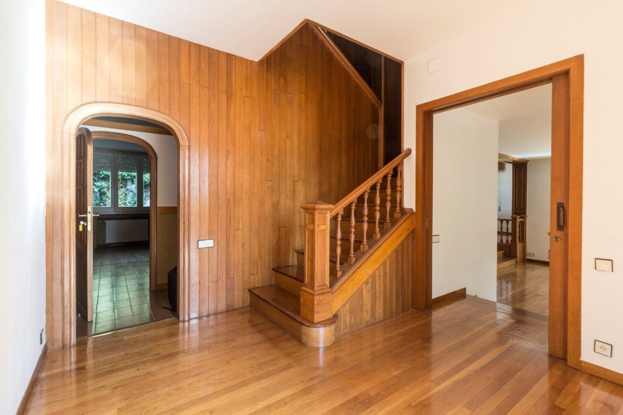 Casa en Barcelona, España, 706 m² - imagen 6