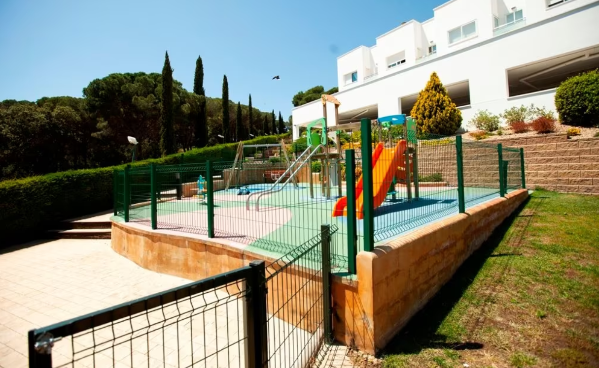 Casa adosada en la Costa Brava, España, 230 m² - imagen 6