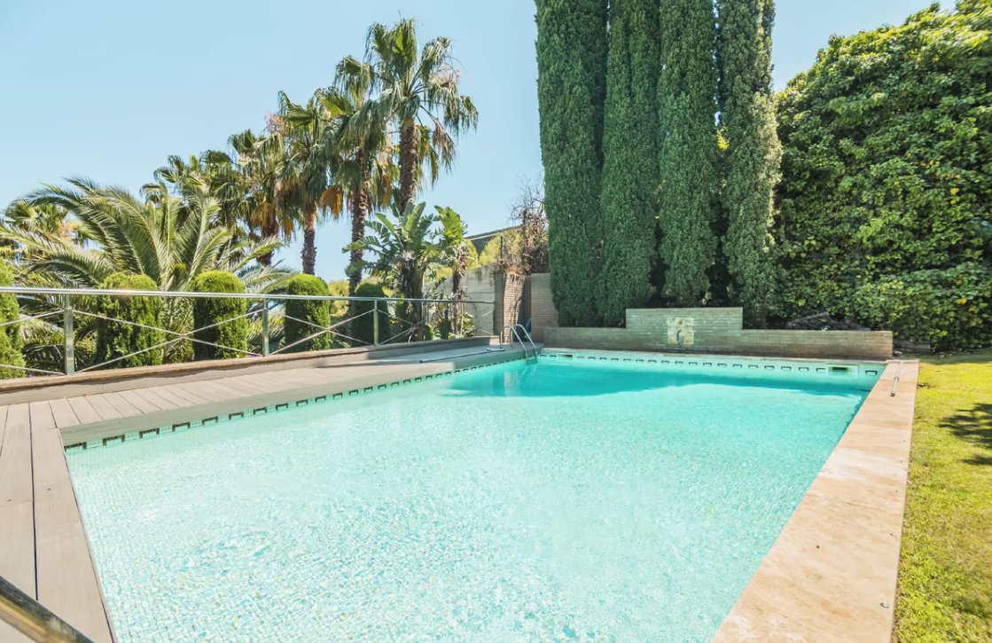 Casa en Barcelona, España, 686 m² - imagen 6