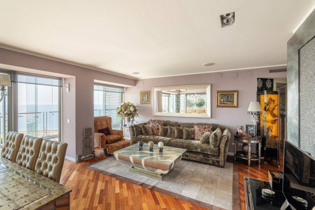 Piso en Barcelona, España, 201 m² - imagen 6