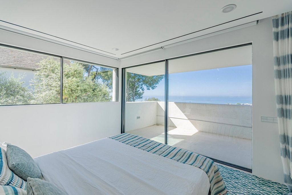 Maison à la Costa del Garraf, Espagne, 740 m² - image 7