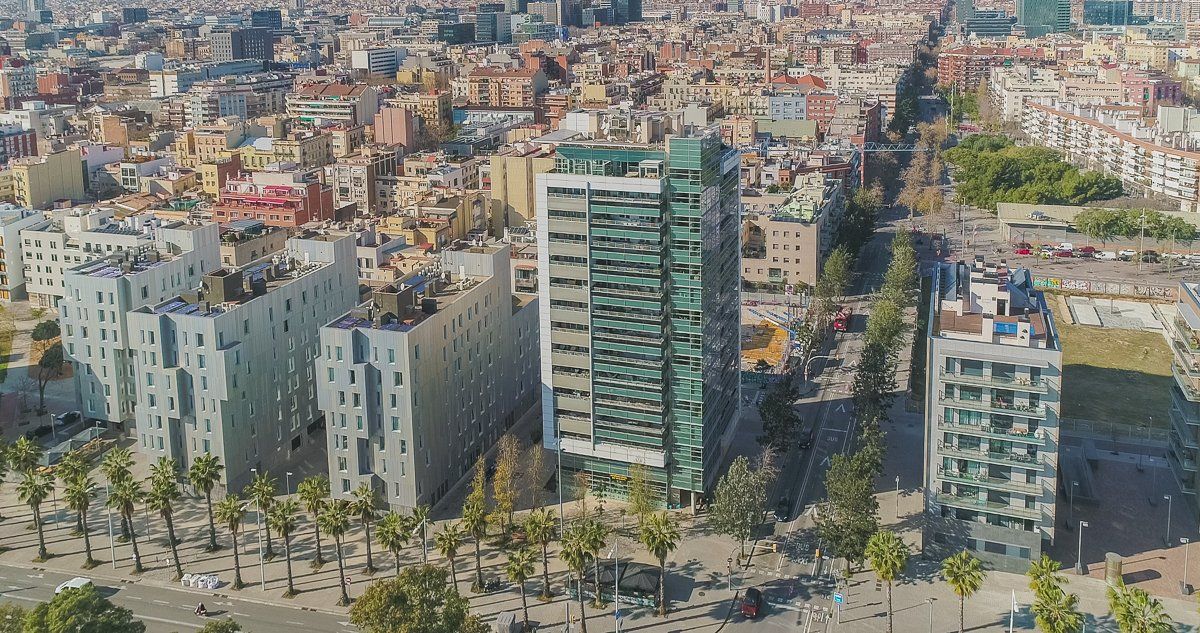 Flat in Barcelona, Spain, 190 m² - picture 7