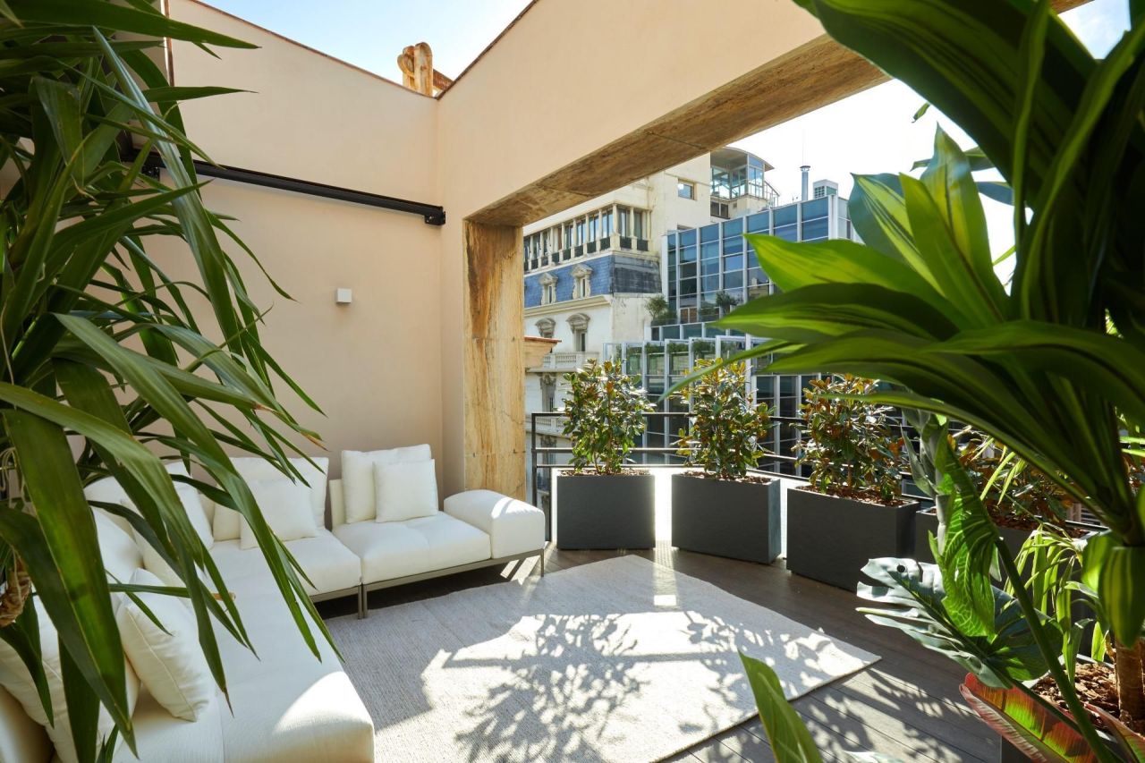 Piso en Barcelona, España, 250 m² - imagen 7