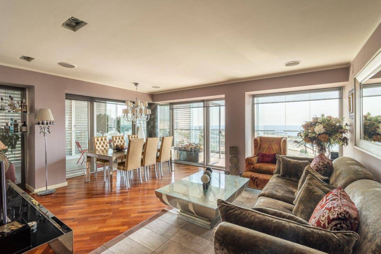 Piso en Barcelona, España, 201 m² - imagen 7