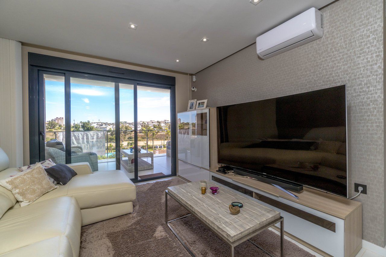 Flat on Costa Blanca, Spain, 93 m² - picture 8