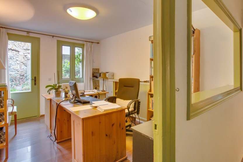 Commercial property on Costa Brava, Spain, 685 m² - picture 8