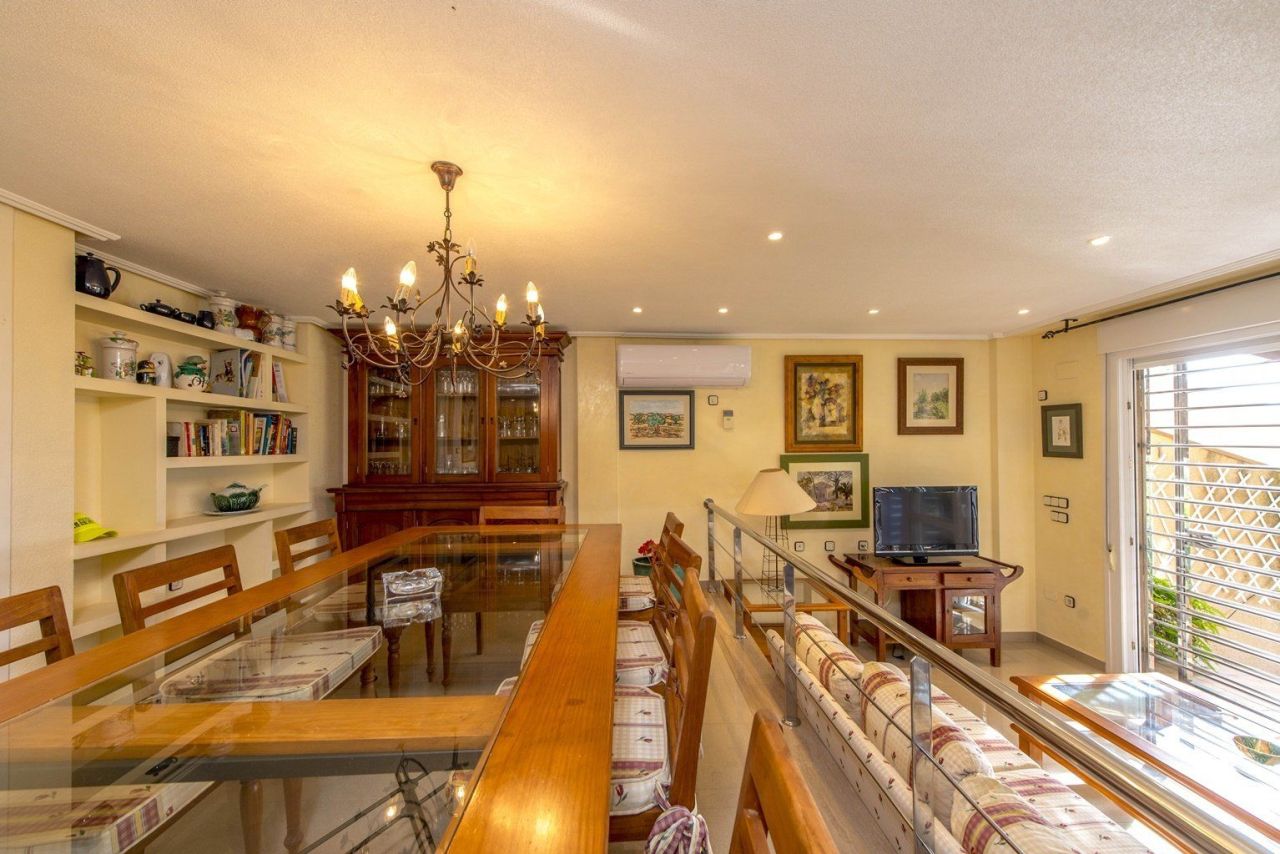 Townhouse on Costa Blanca, Spain, 208 m² - picture 8