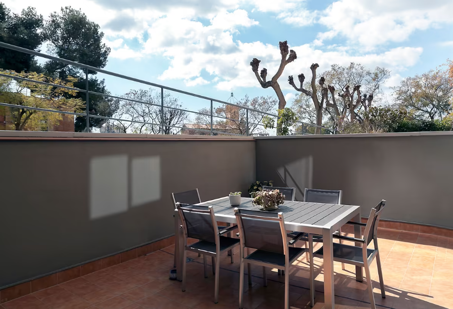 Flat in Barcelona, Spain, 162 m² - picture 8