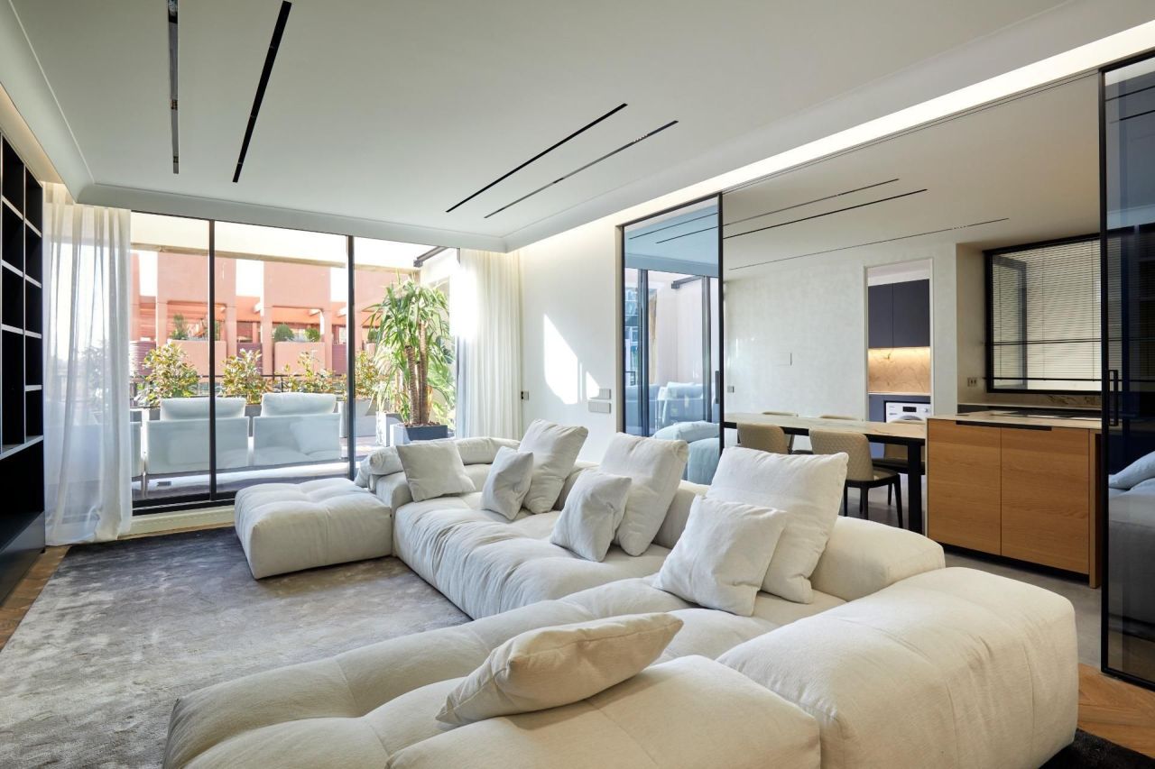 Piso en Barcelona, España, 250 m² - imagen 8