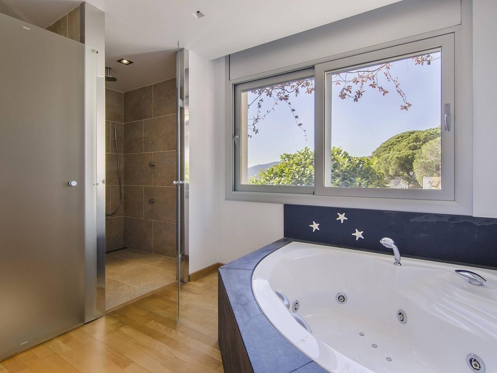 Haus in Costa del Maresme, Spanien, 358 m² - Foto 8