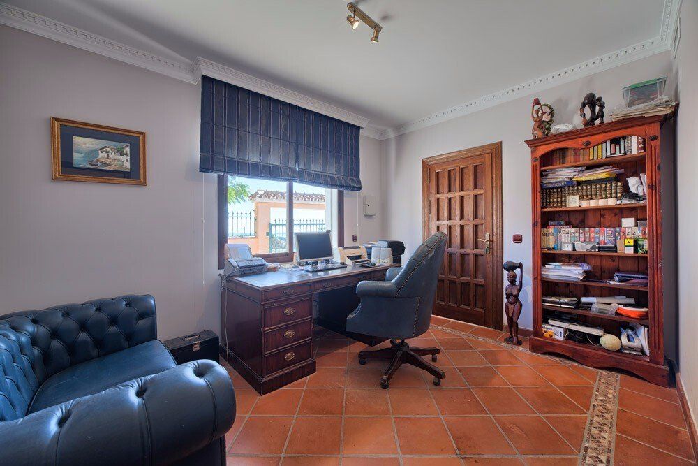 House on Costa del Sol, Spain, 485 m² - picture 8