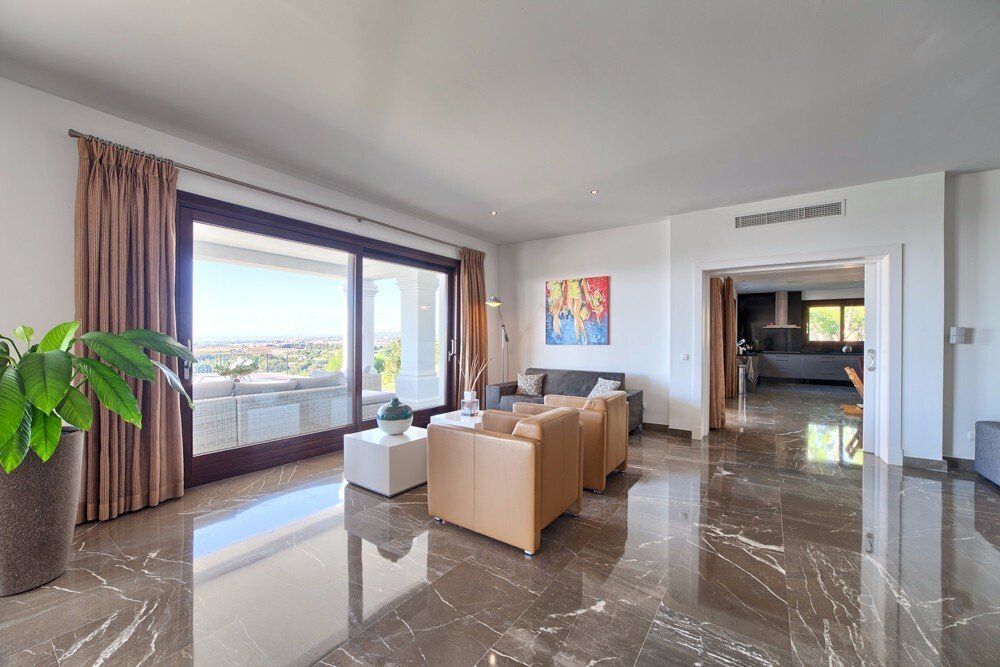 Maison sur la Costa del Sol, Espagne, 533 m² - image 7