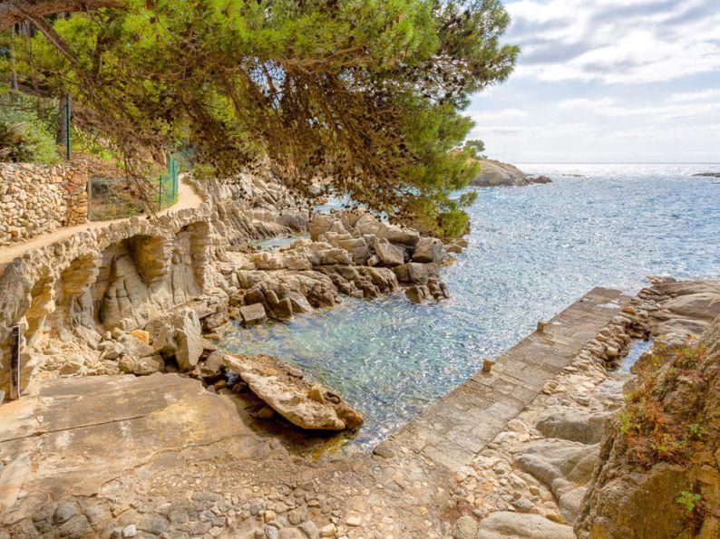 Casa en la Costa Brava, España, 350 m² - imagen 8