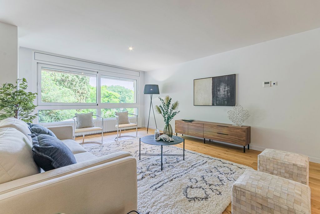 Piso en Barcelona, España, 328 m² - imagen 8