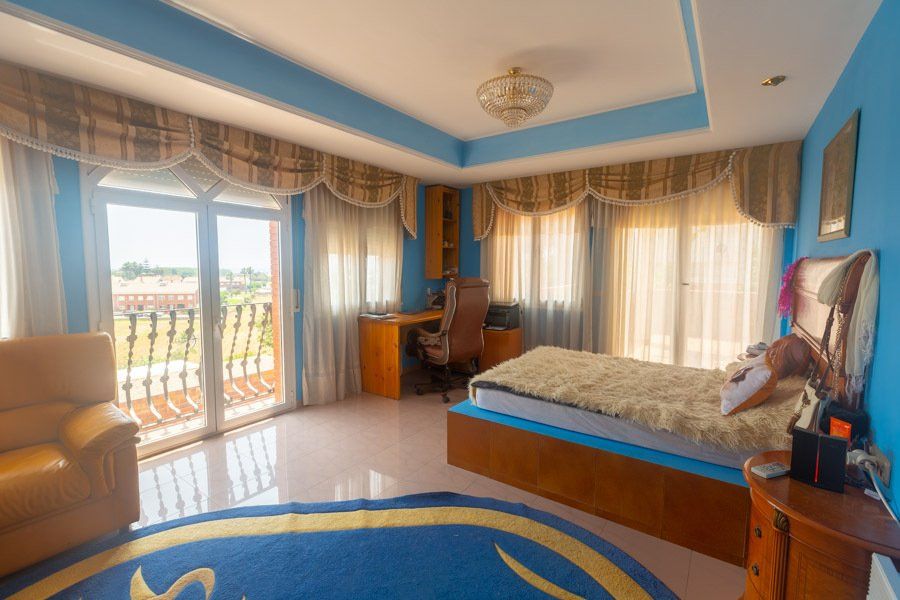 House on Costa del Maresme, Spain, 470 m² - picture 8