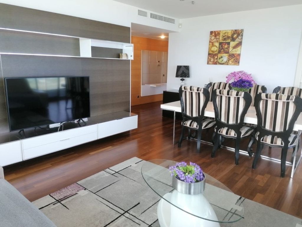 Wohnung in Barcelona, Spanien, 220 m² - Foto 9