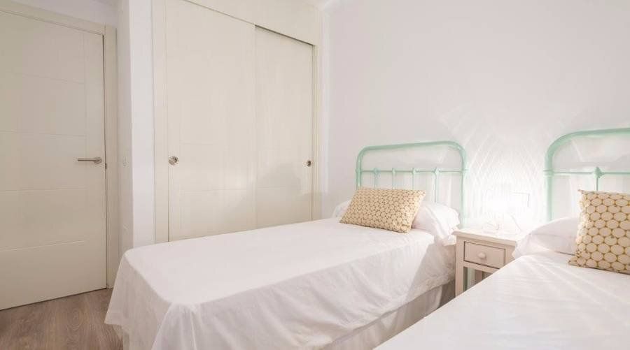 Flat on Costa del Sol, Spain, 100 m² - picture 9