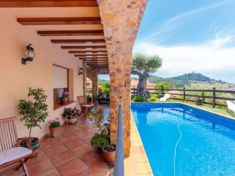 Casa en la Costa Brava, España, 274 m² - imagen 9