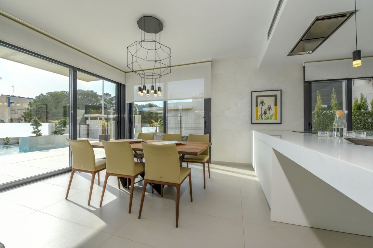 Casa en la Costa Blanca, España, 157 m² - imagen 9