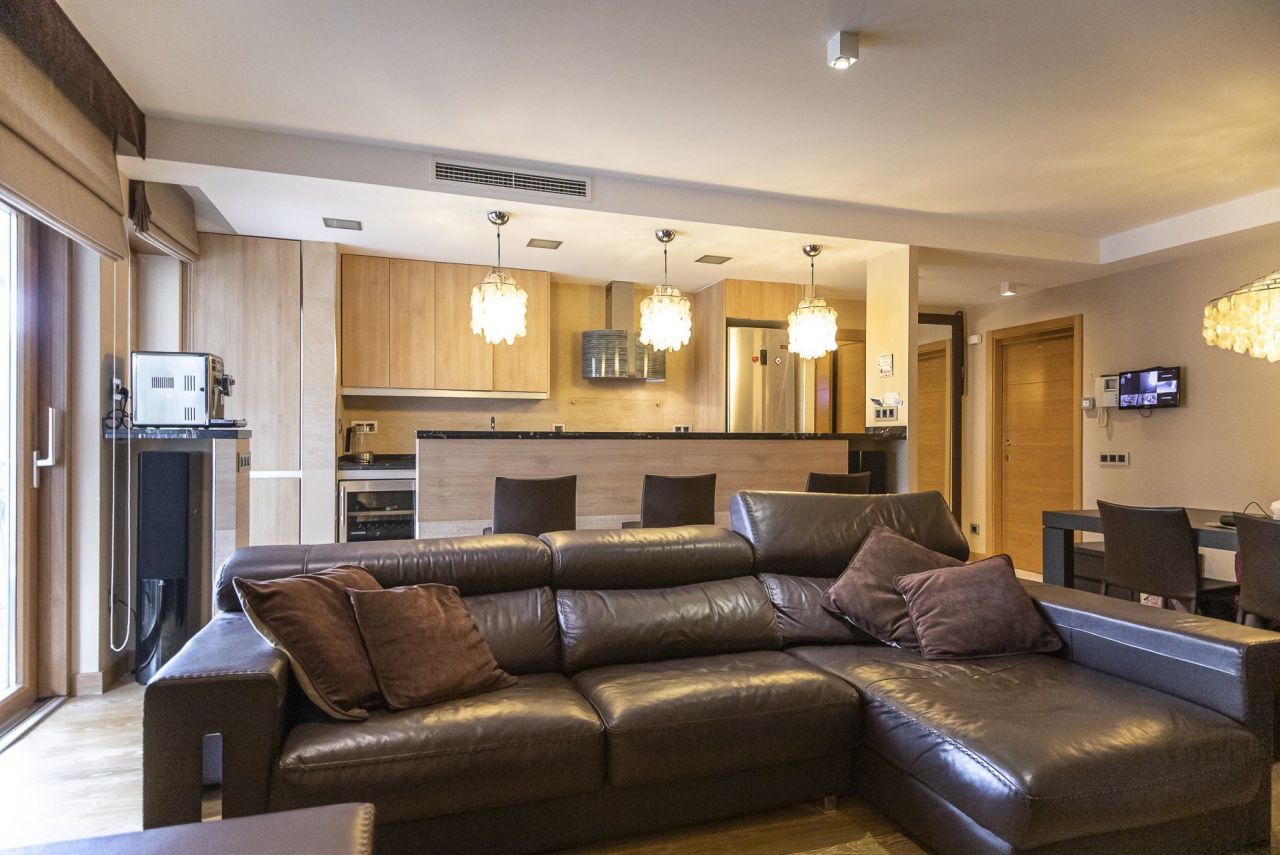 Piso en la Costa Dorada, España, 90 m² - imagen 9