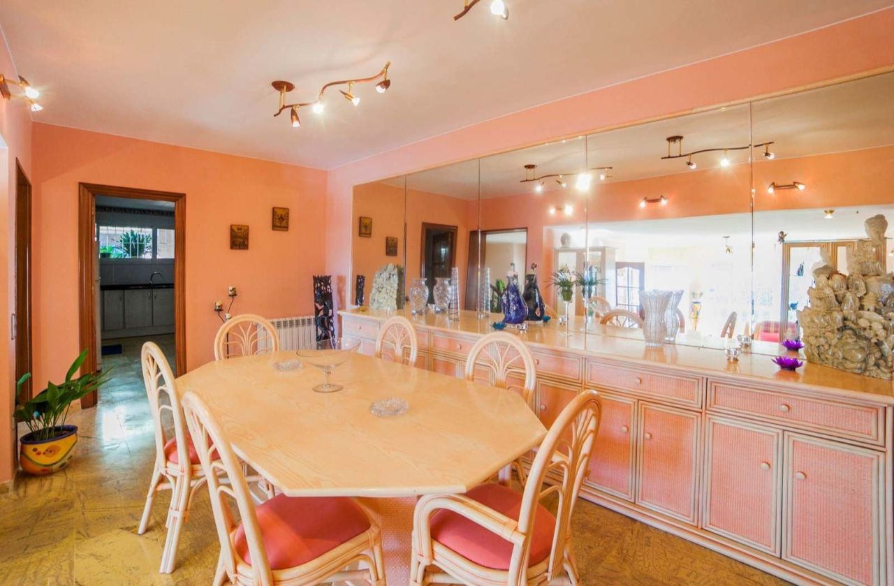 Casa en la Costa Brava, España, 420 m² - imagen 10