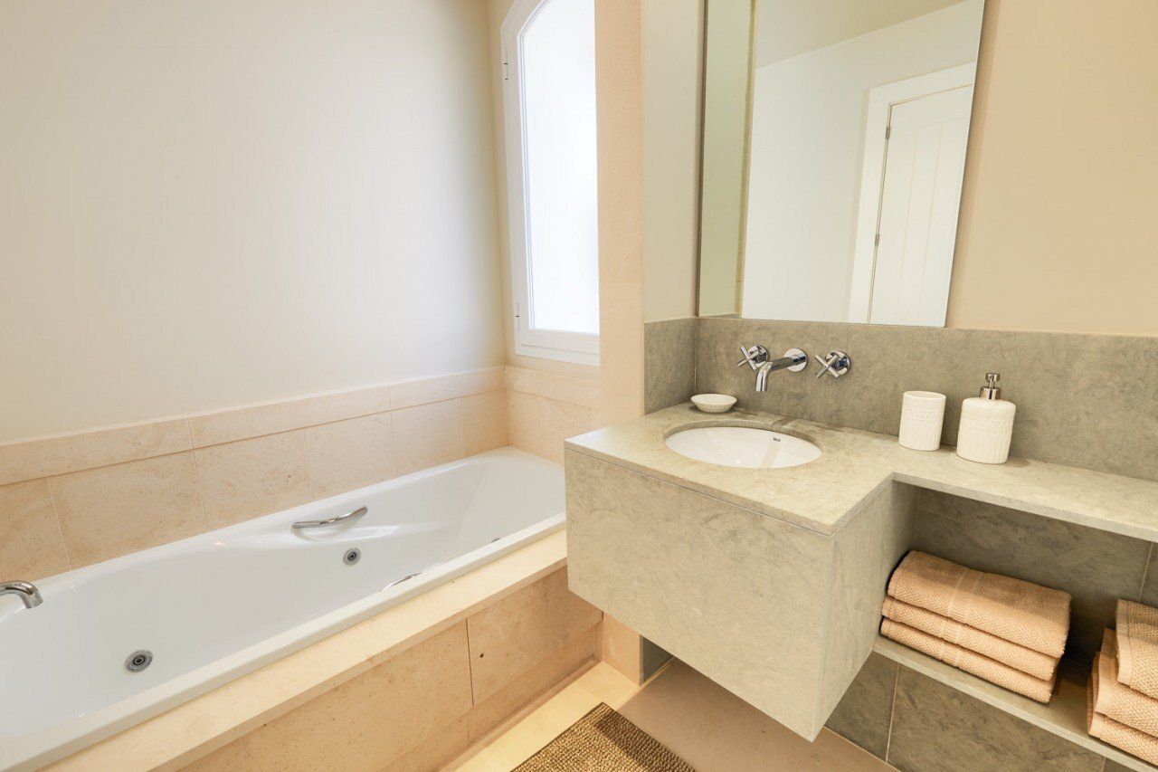 Flat on Costa del Sol, Spain, 85 m² - picture 11