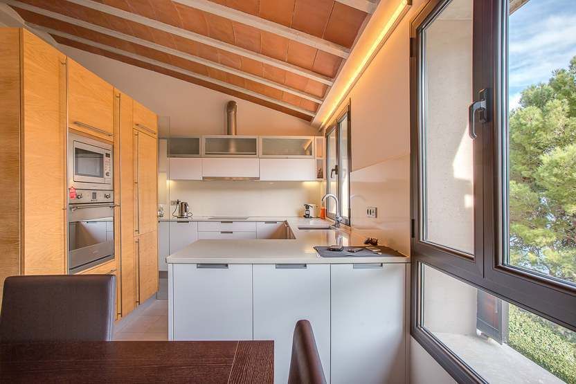 House on Costa Brava, Spain, 283 m² - picture 11