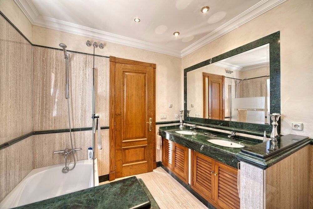 House on Costa del Sol, Spain, 513 m² - picture 11