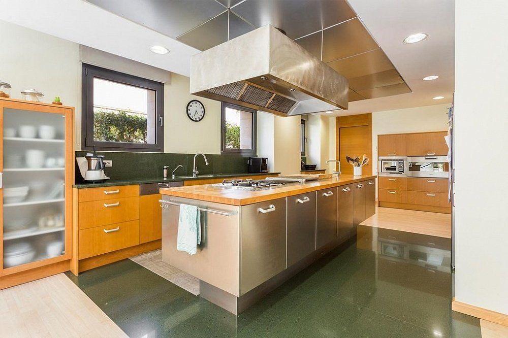 Casa en Barcelona, España, 782 m² - imagen 11