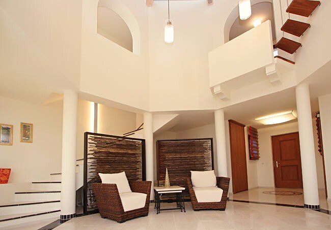 House on Costa del Sol, Spain, 402 m² - picture 1
