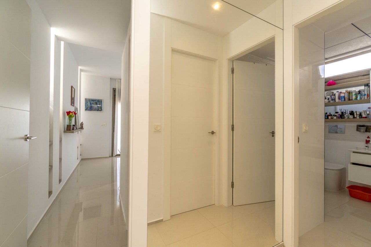 Casa adosada en la Costa Blanca, España, 123 m² - imagen 11