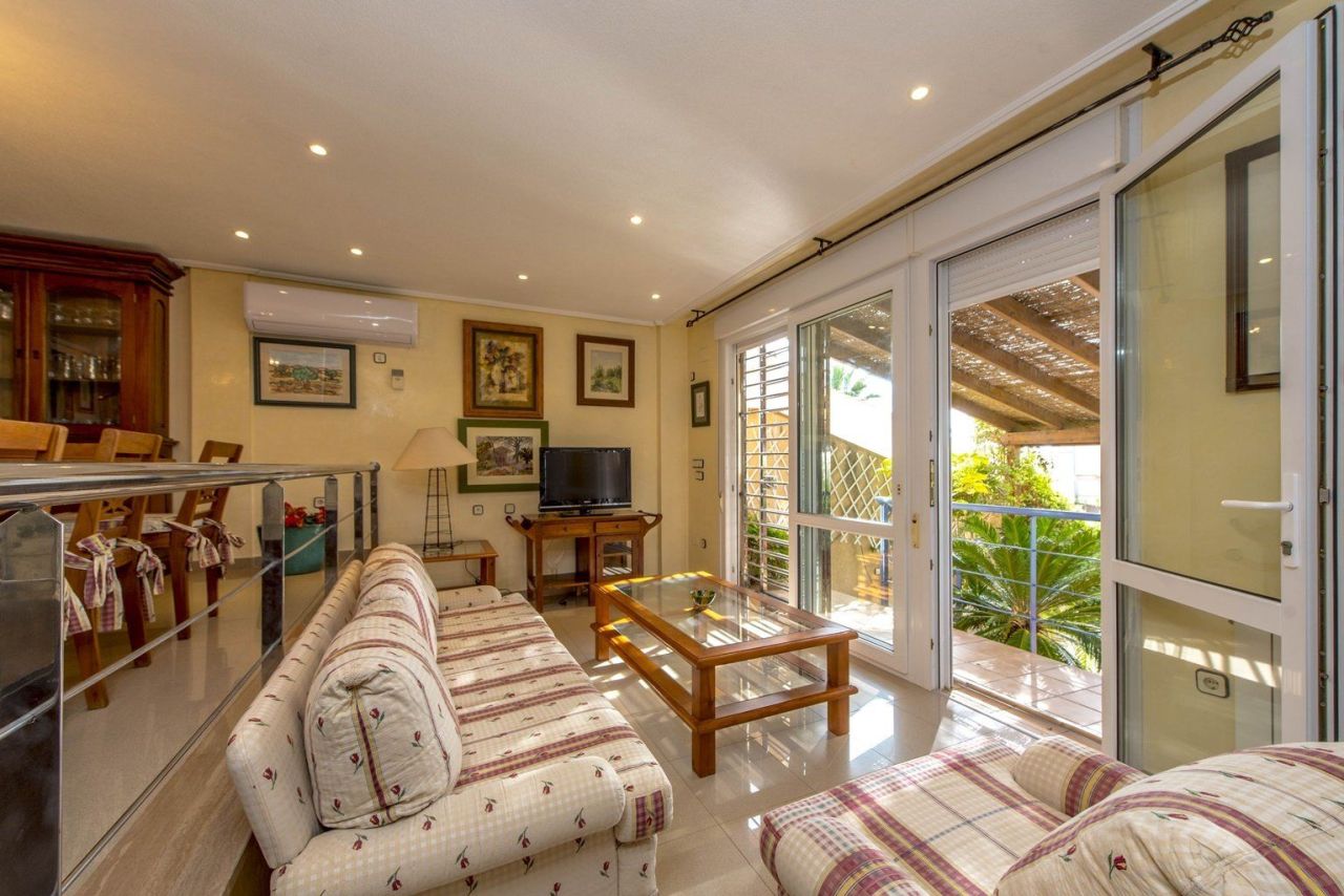 Townhouse on Costa Blanca, Spain, 208 m² - picture 12