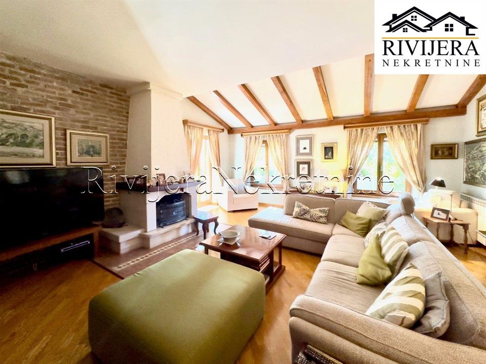 Villa in Orahovac, Montenegro, 300 m² - picture 14