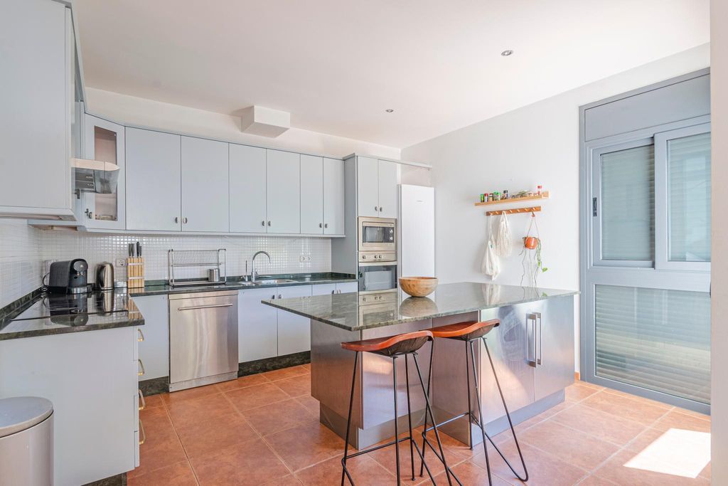 Casa a Costa del Garraf, Spagna, 305 m² - foto 12