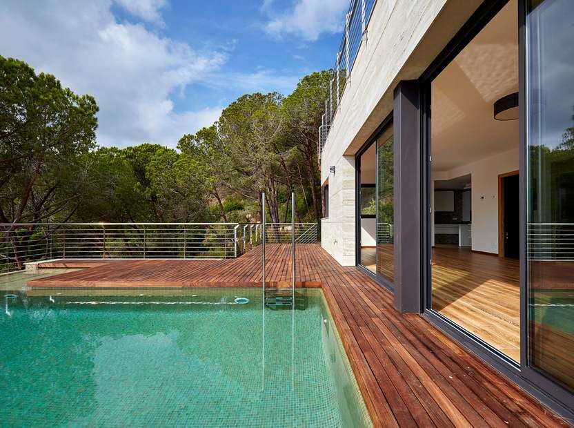 Casa en la Costa Brava, España, 331 m² - imagen 12