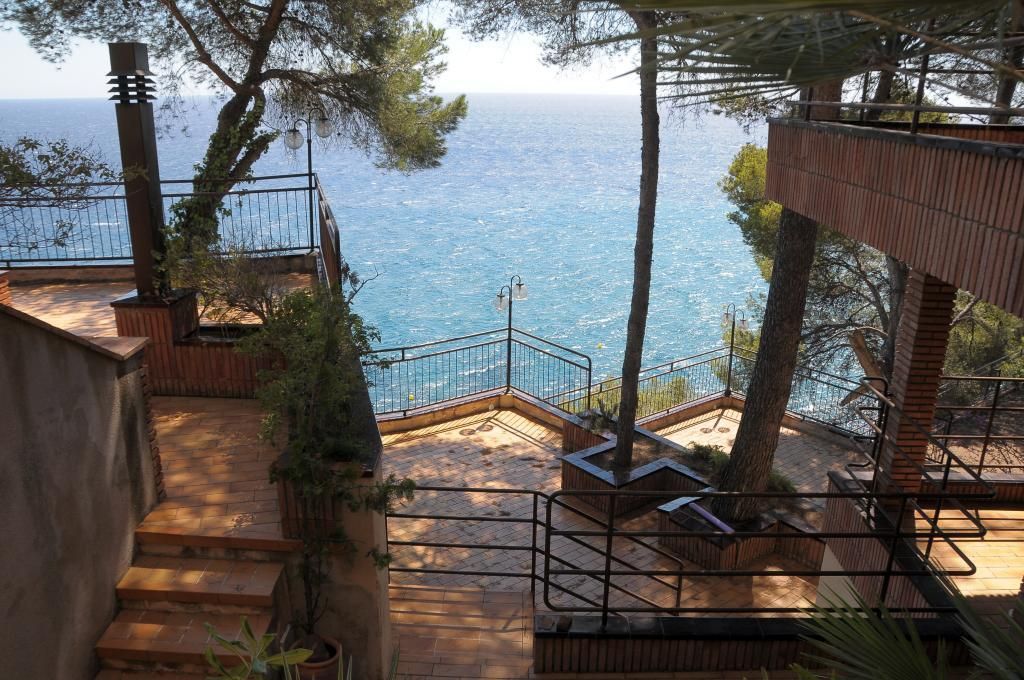 Maison sur la Costa Brava, Espagne, 658 m² - image 12