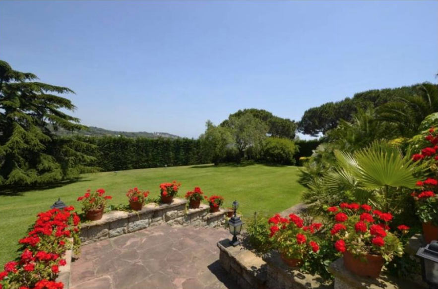 Casa en la Costa del Maresme, España, 1 332 m² - imagen 12