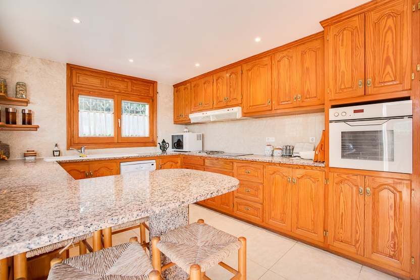 House on Costa Brava, Spain, 446 m² - picture 13