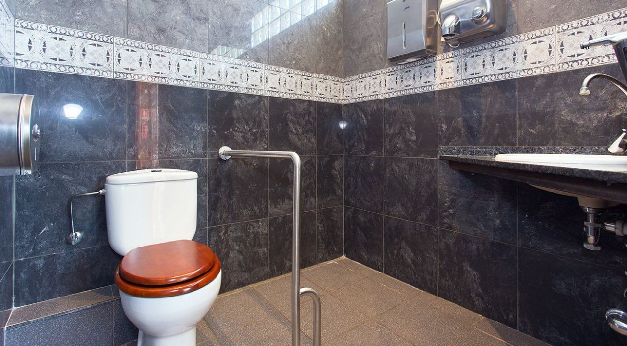 Proprietà commerciale sulla Costa Blanca, Spagna, 240 m² - foto 13