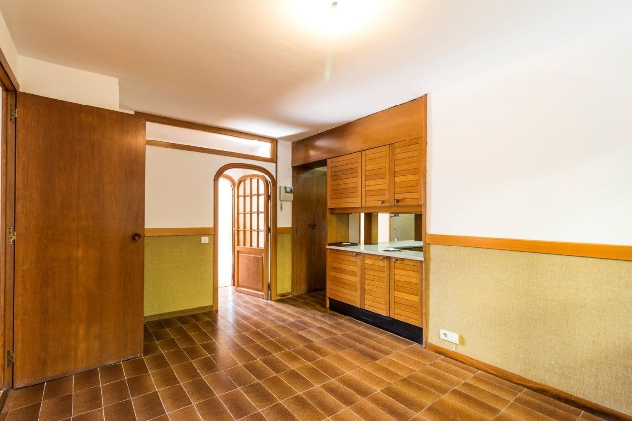 Casa en Barcelona, España, 706 m² - imagen 13