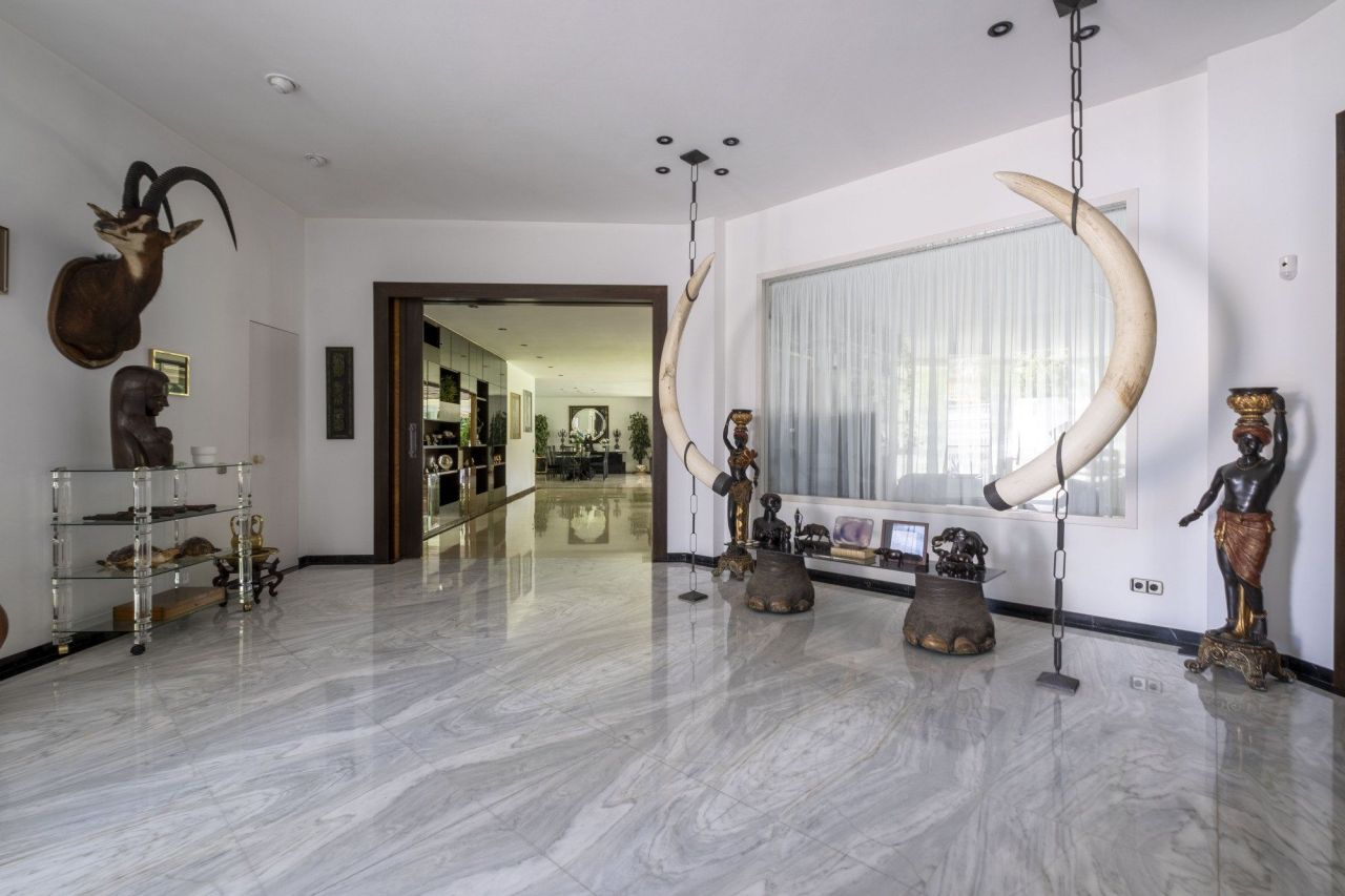 Haus in Barcelona, Spanien, 810 m² - Foto 13