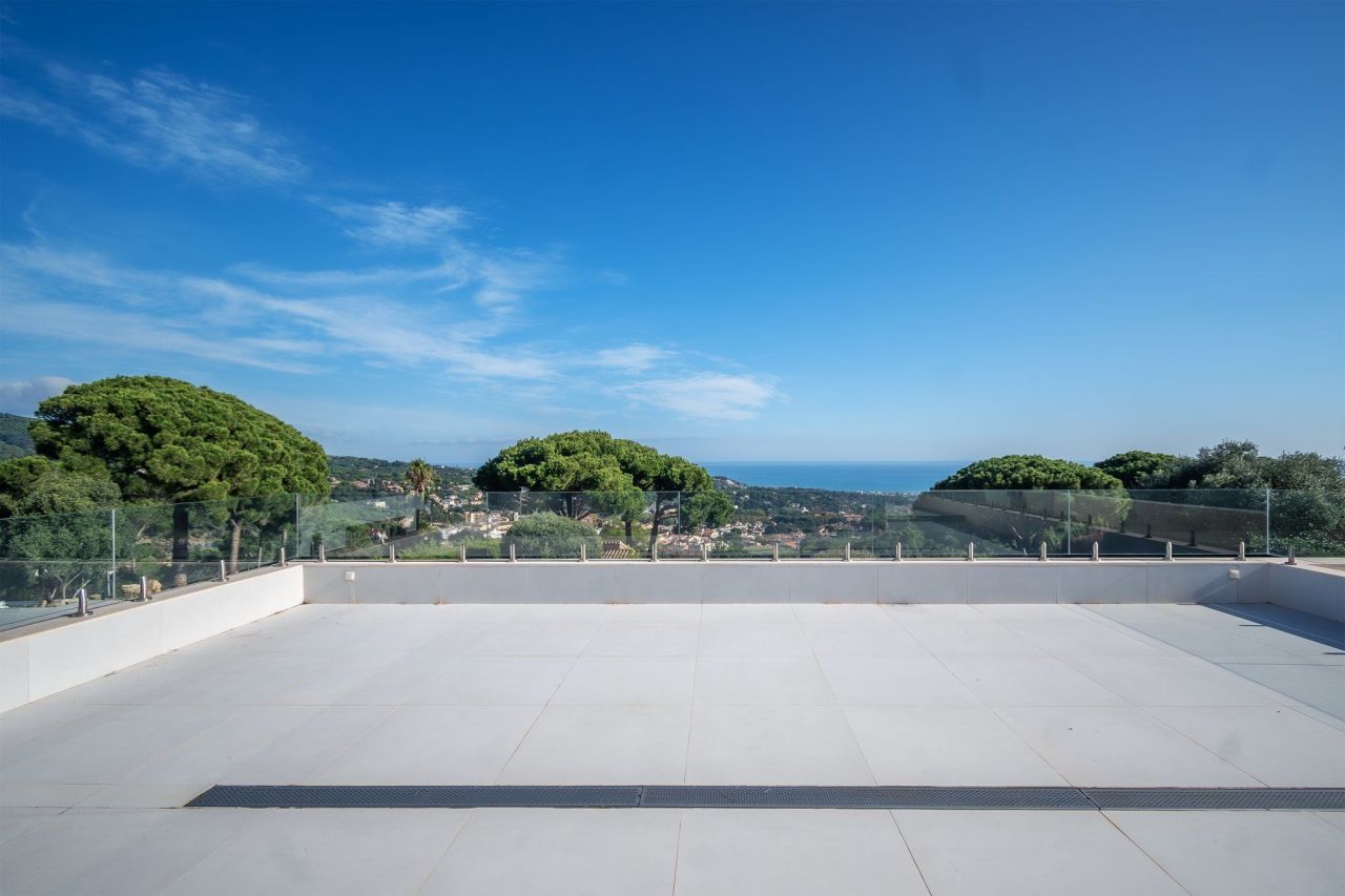 House on Costa del Maresme, Spain, 463 m² - picture 13