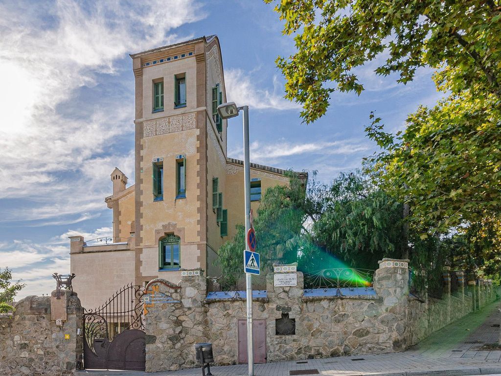 Flat in Barcelona, Spain, 202 m² - picture 13